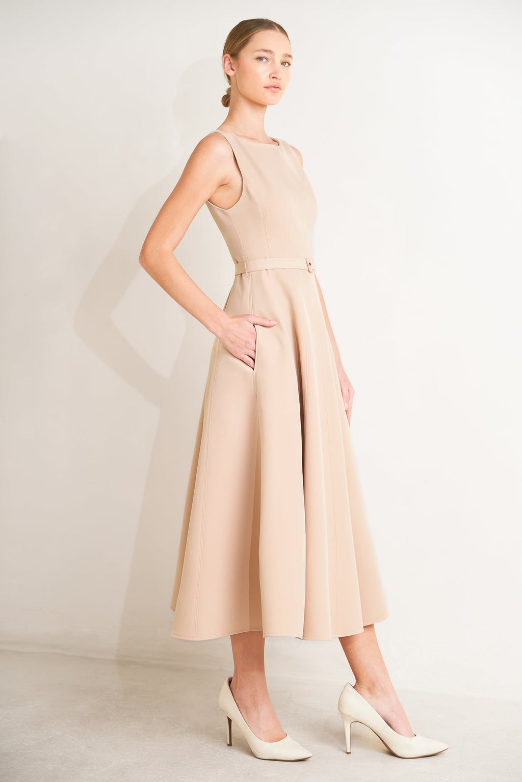 LIVING THE DREAM WOVEN MIDI DRESS