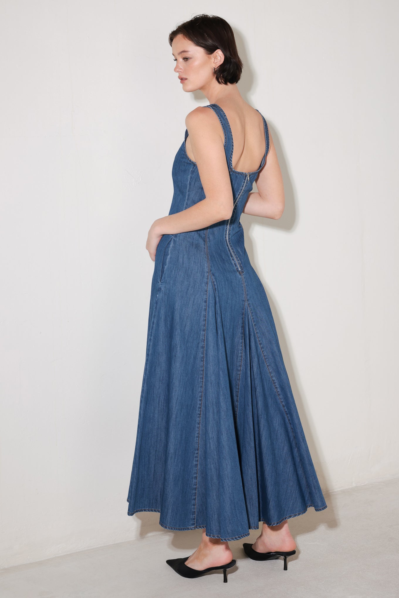 INDIGO SWAY DENIM MIDI DRESS