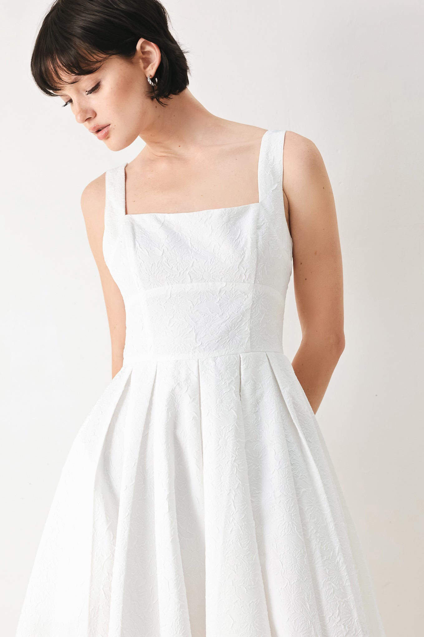 ECHO IN WHITE WOVEN MIDI DRESS