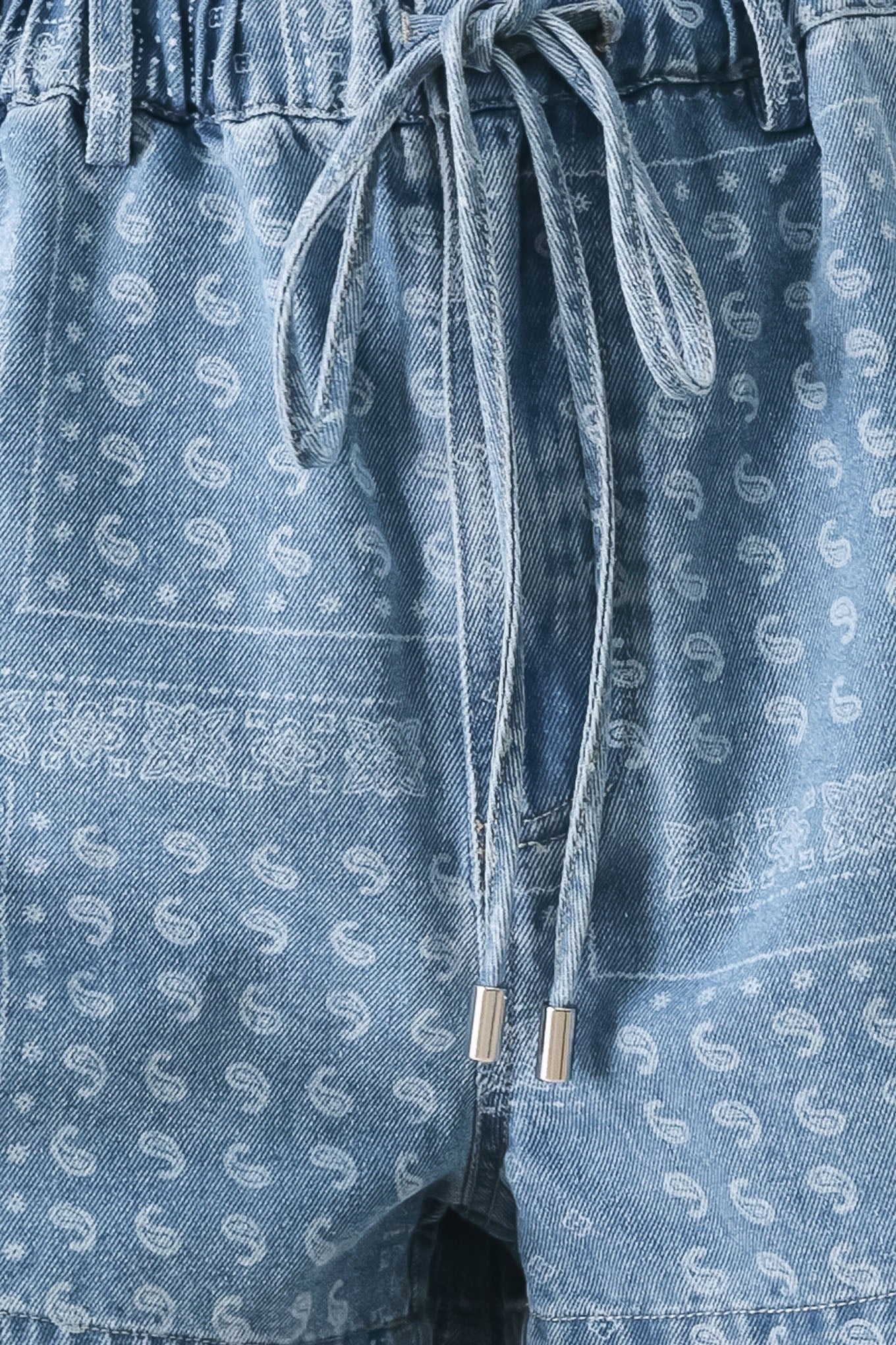 VINTAGE BANDANA DENIM SHORTS