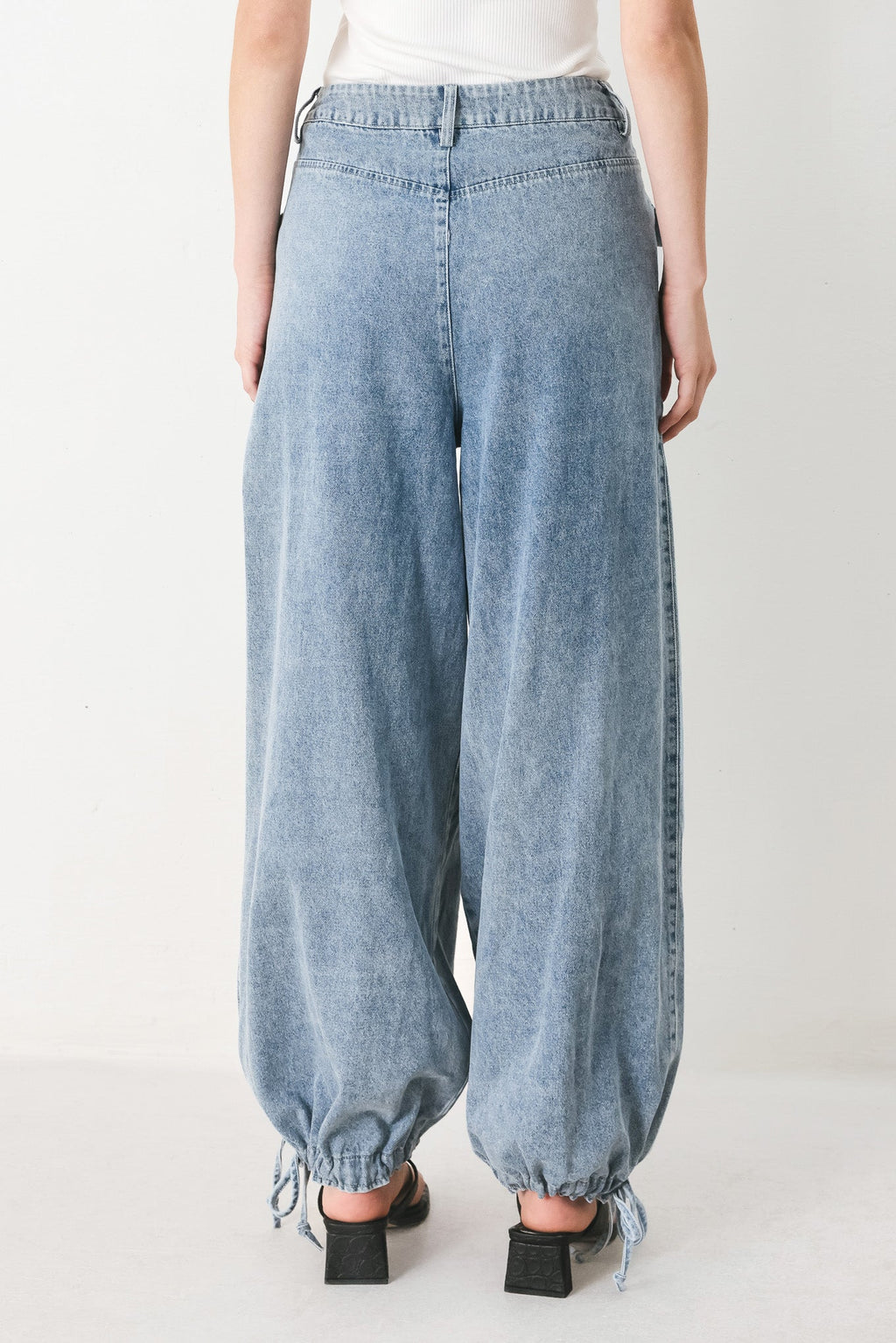 EASY EDGE DENIM PANTS
