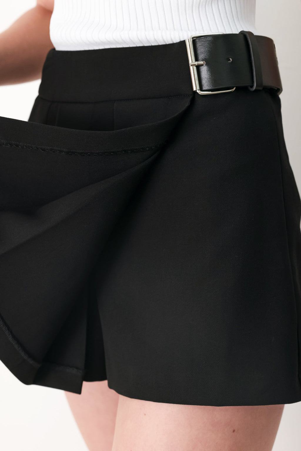NOIR FLIRT SKORT