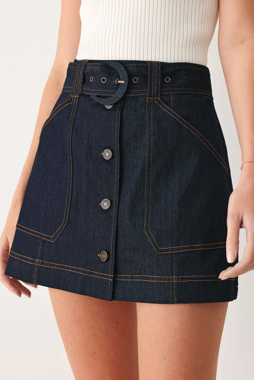 CHIC CHARM DENIM SKORT