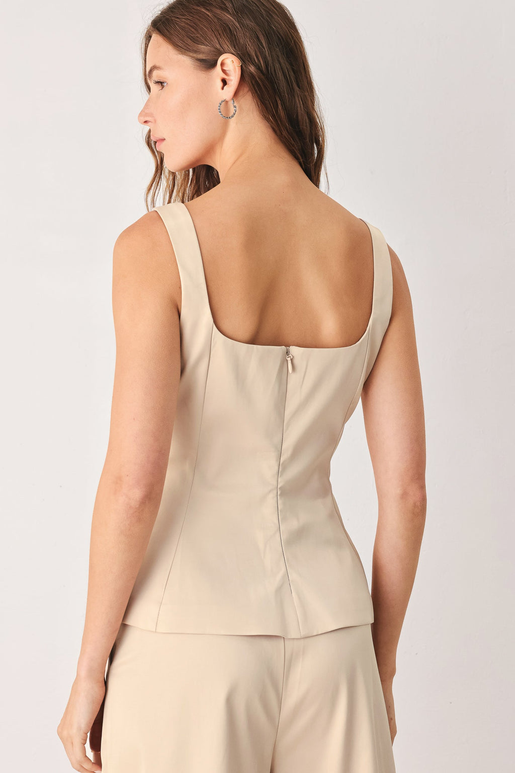 PARCHMENT WOVEN TOP