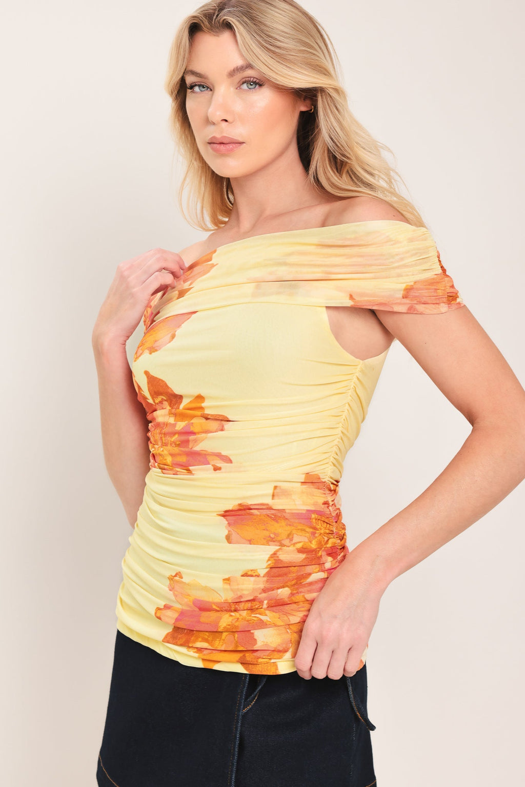 GOLDEN HOUR POWER MESH TOP